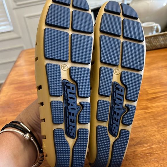 NWOT Floafers size 10 womens loafers shoes water or land - Picture 2 of 3